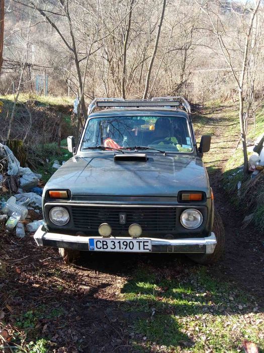 Продава се лада нива