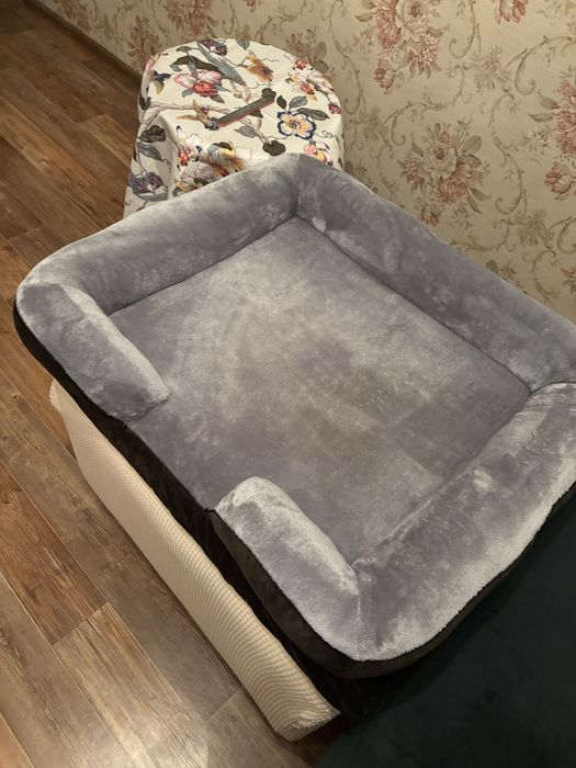 Лежанка для собак