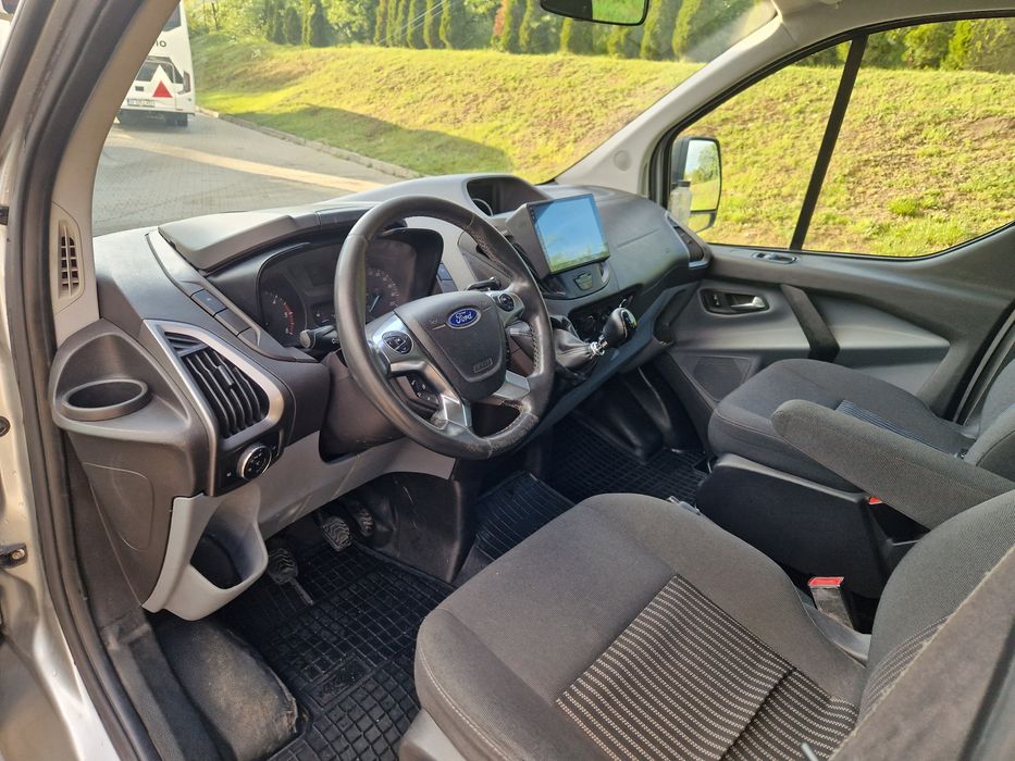 Ford tranzit custom 2.2 tdci 151 cp