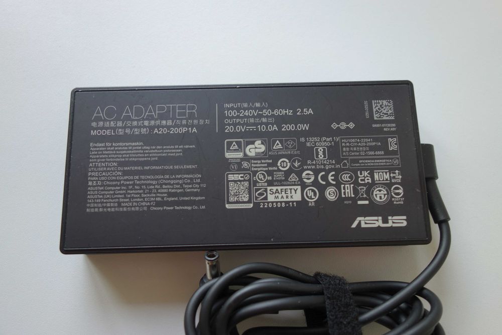 Оригинално зарядно ASUS