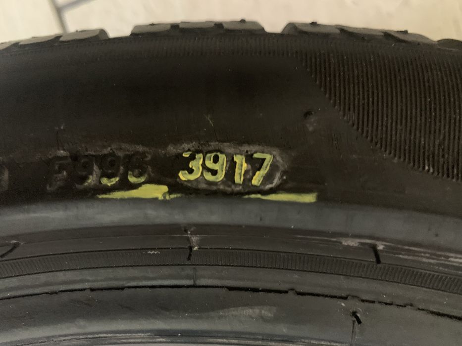 285 35 19 / 245 40 19