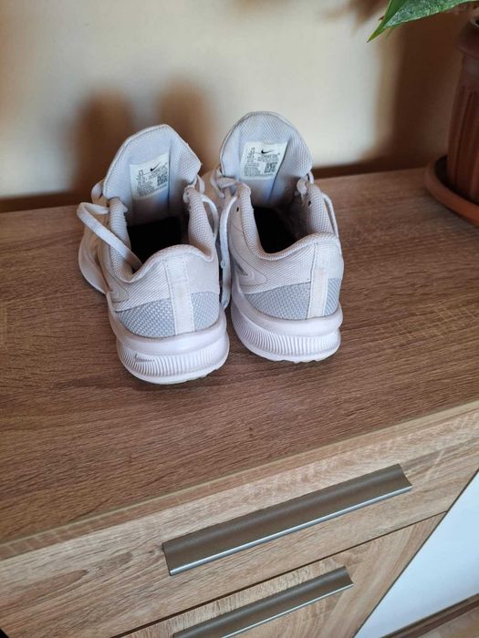 Vand adidasi Nike Downshifter, marime 36.