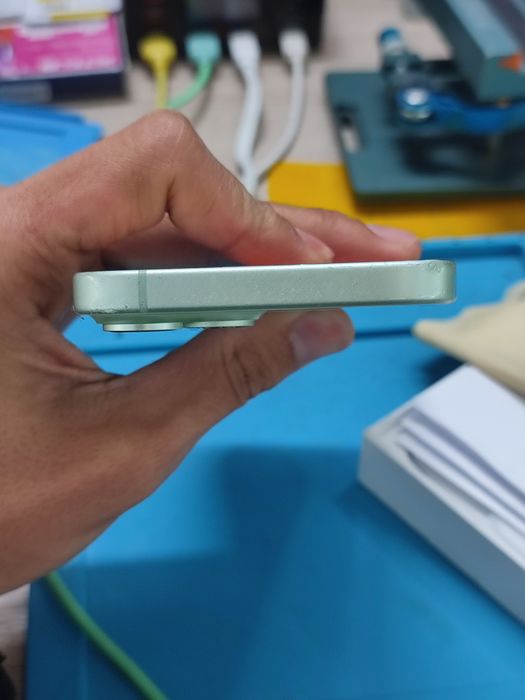 iPhone 15 128Gb 80емкость