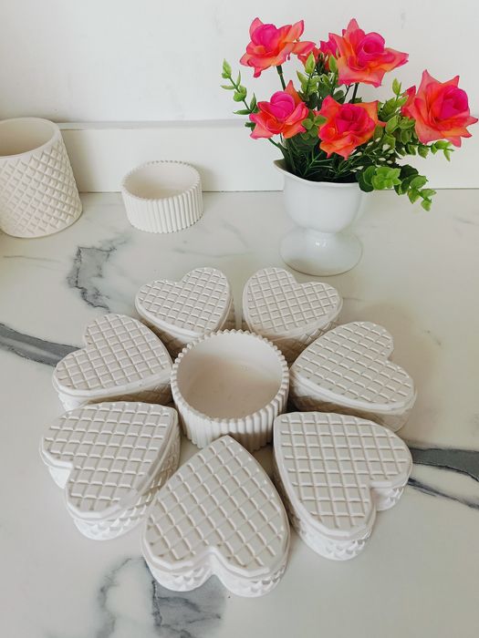 Продам красивый сердечка шкатулки из гипса