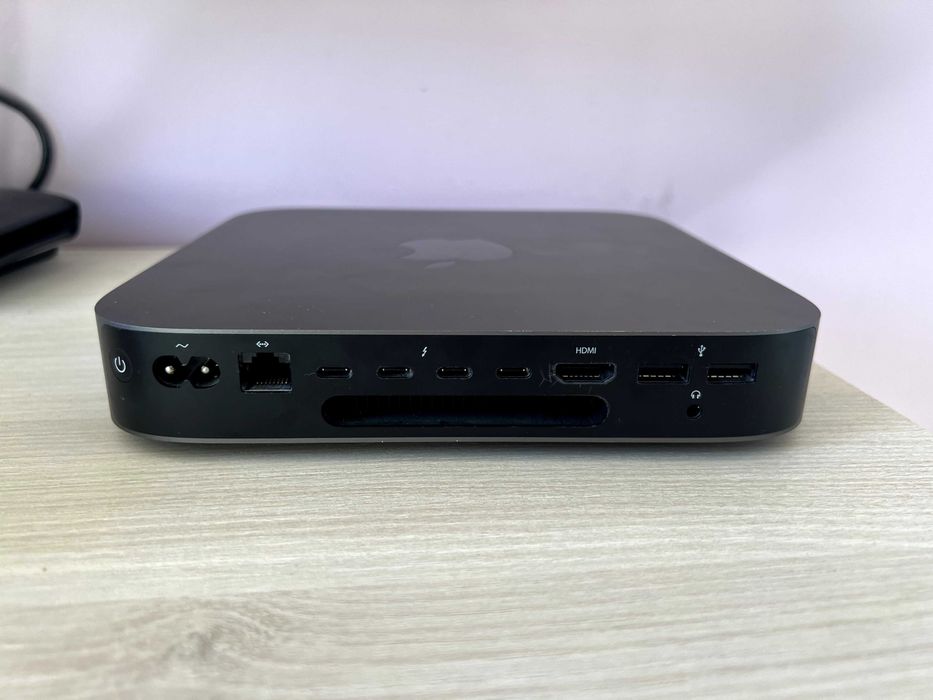 macmini 2018 i7 3.2ghz, 32gb ram, 512SSD