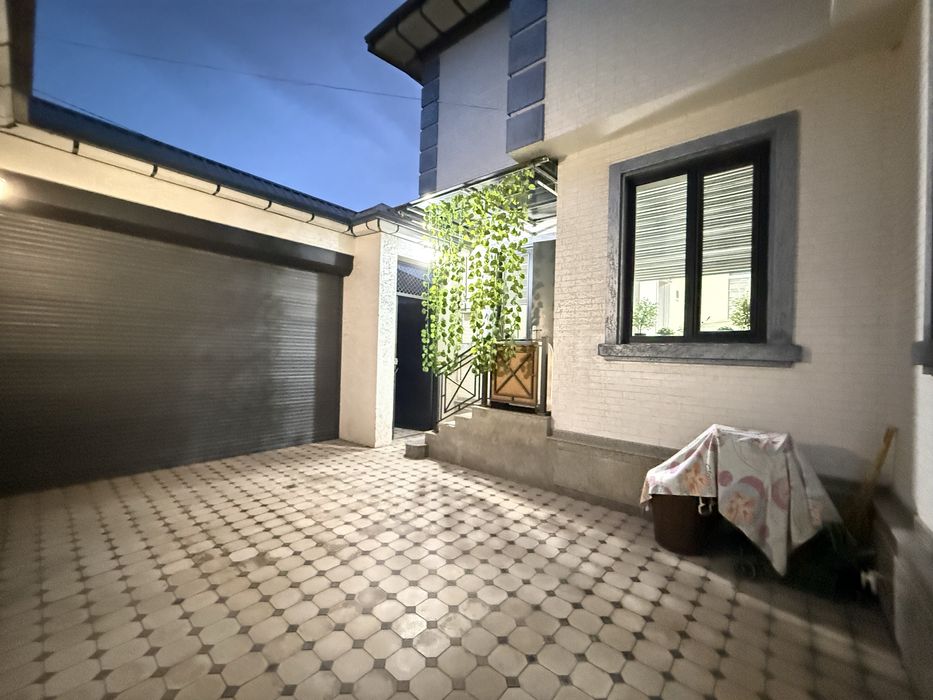 Продается дом. 6 комнат. Ор-р Военный госпиталь. Построено 5 лет назад