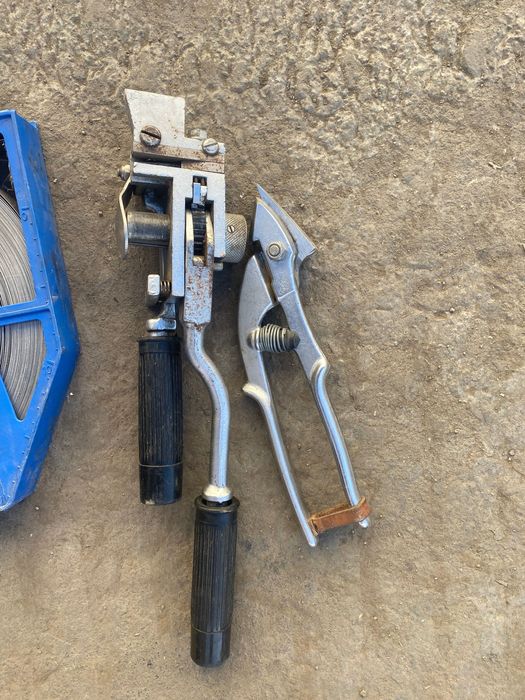 Mașina legat+bandă inox+ foarfeca