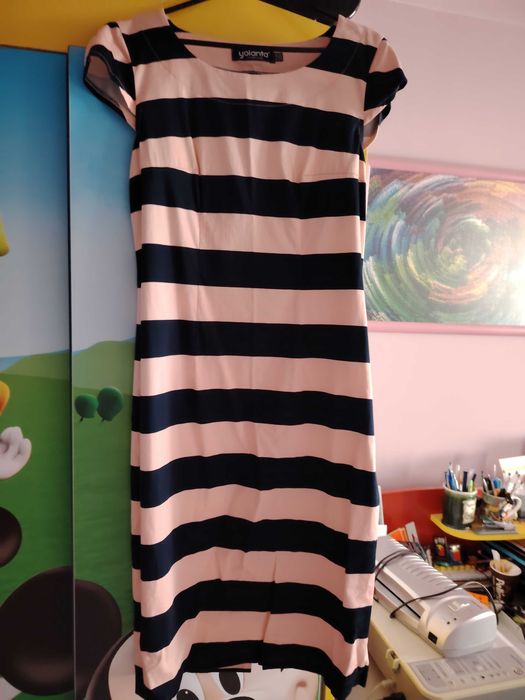 Дамски елегантни рокли за различни поводи