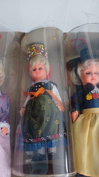 Păpuși set  4 bucati in cutie originalâ