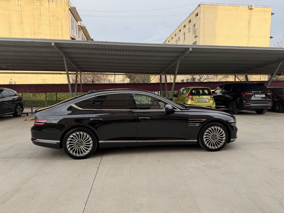 Genesis G80 ev 2022 D/M.