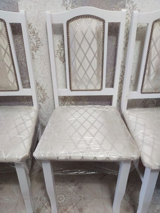 Продам отличные стулья