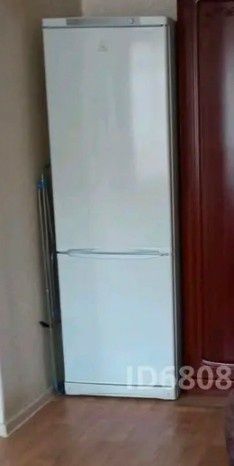 Продаю Холодильник