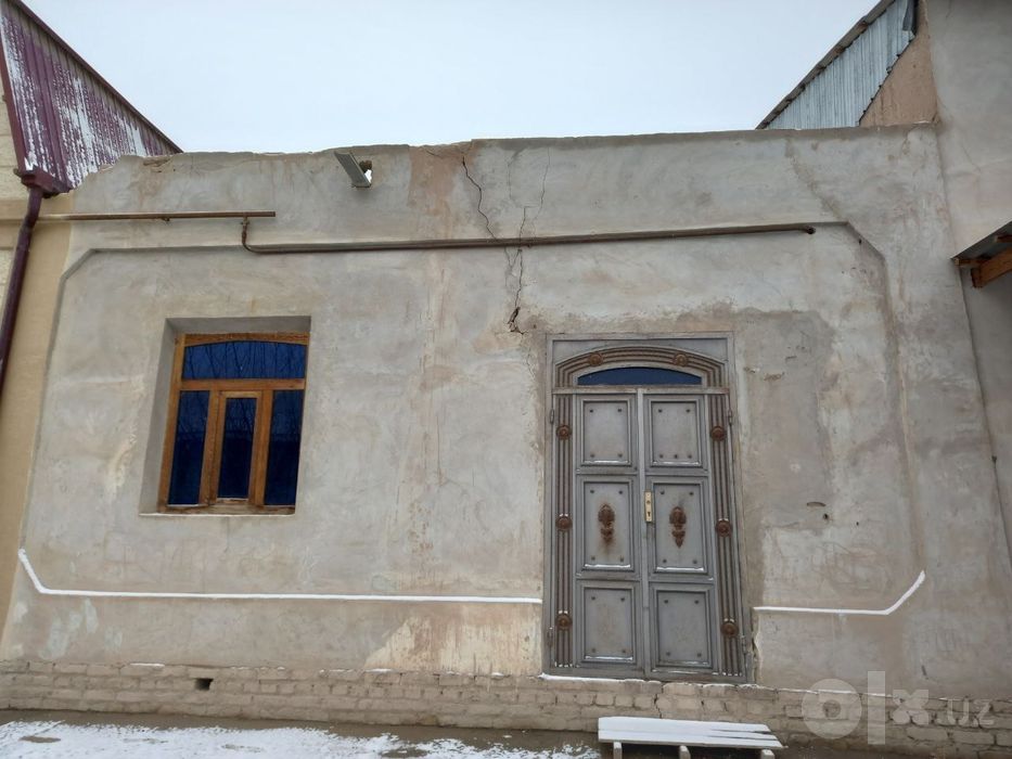 Ховли жой сотилади