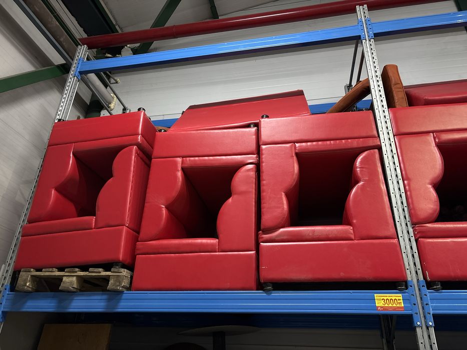 Продается б/у диваны. Цена договорная