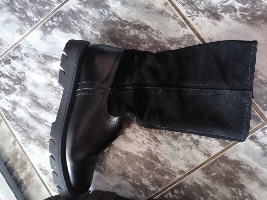 Cizme piele, jumate - jumate, marime 38