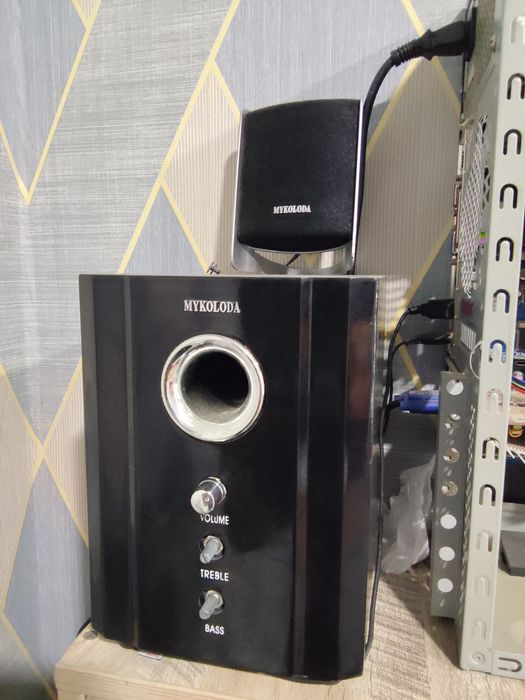 WINDOWS XP sotiladi holati yaxshi