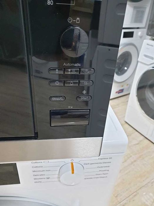 17L - Miele M6022 Микровълнова Фурна с Грил за вграждане