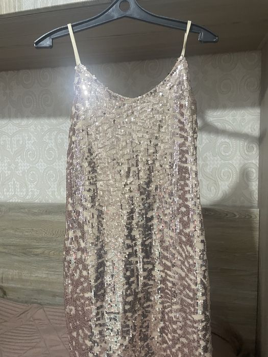 Продам нарядные платья б/у и новые