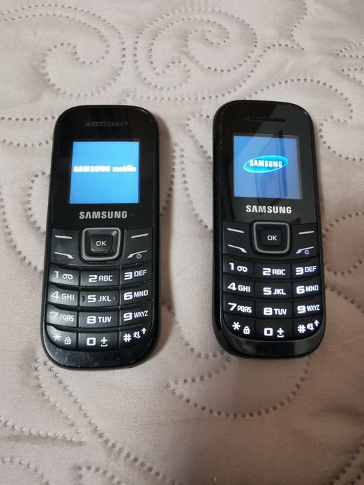 Telefon Samsung cu butoane