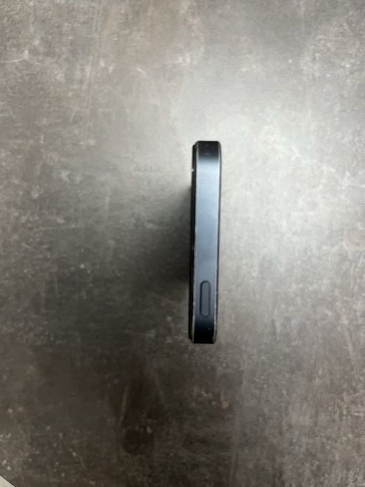 Продам iPhone 5 16гб
