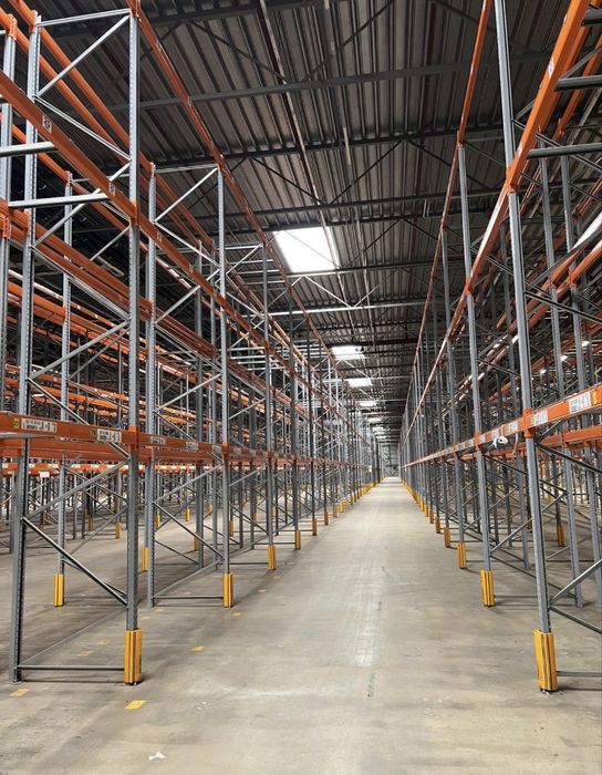 Rafturi metalice industriale