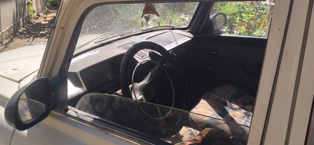 Москвич 412 прицепи билан