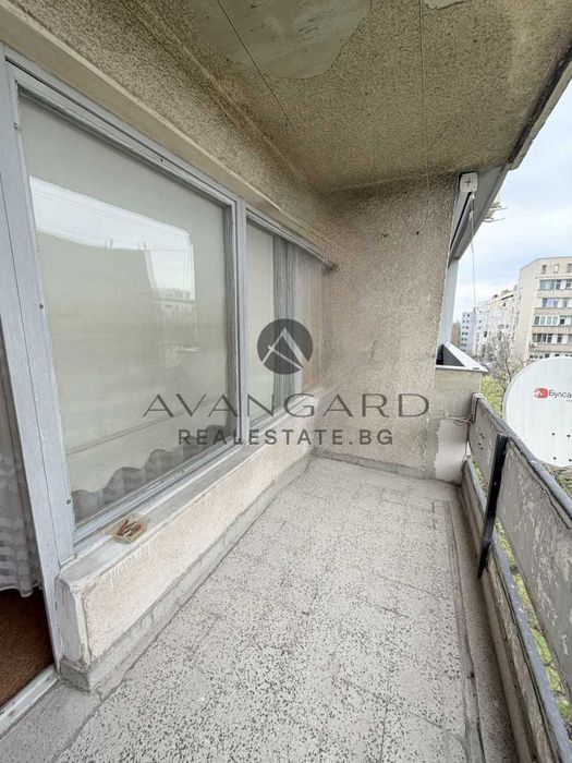 оф.25629 Двустаен с три отделни стаи/ Панаира