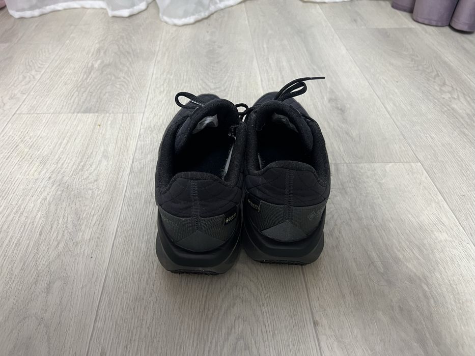 Продам кроссовки NiKe