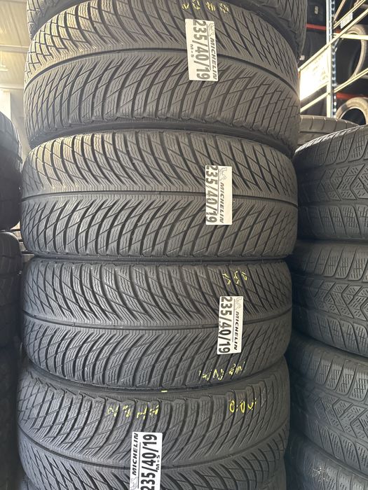 235/40/19 Michelin M+S