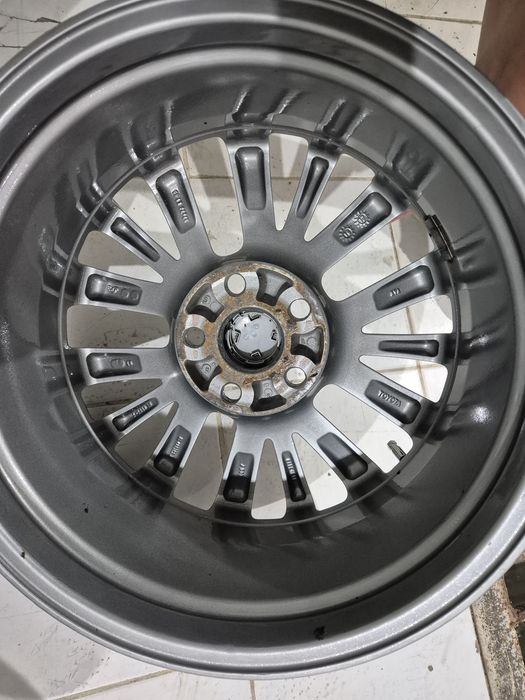Продам оригинальные диски камри 55