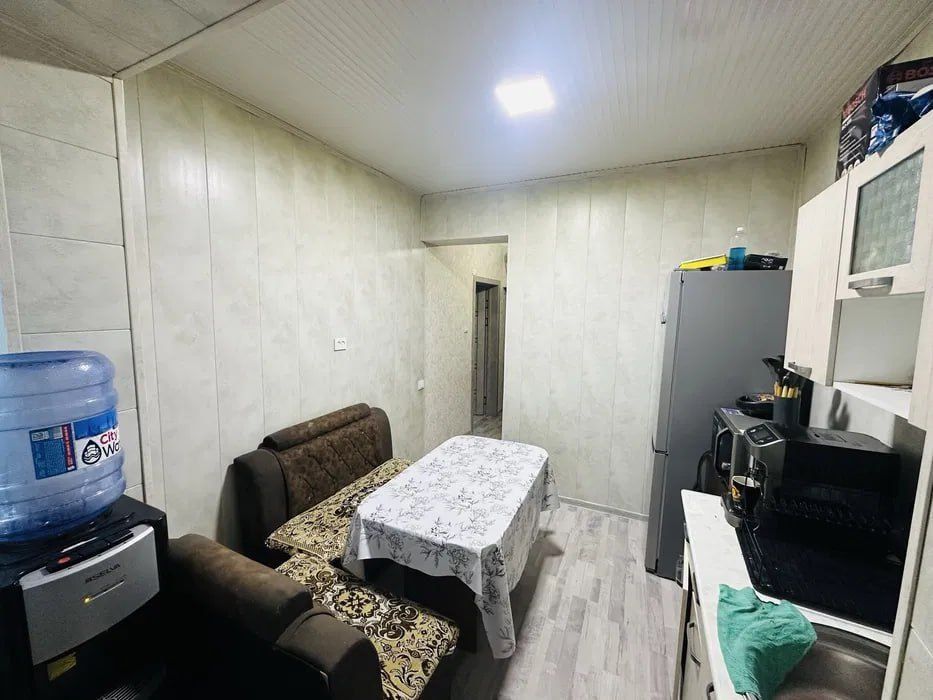 2/1/9 (1 этаж). Спутник 4, Сергели. Квартира 59 м². Метро - 800 м.