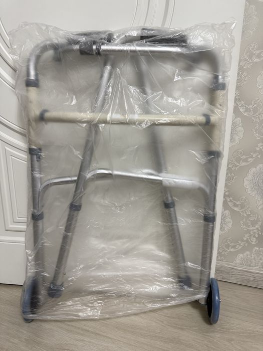 Ходунки с колесиками