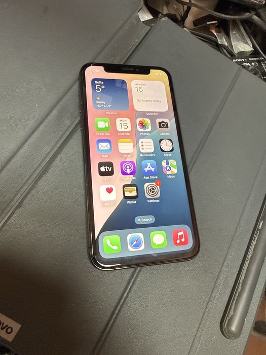 Iphone xs 64gb пълен комплект