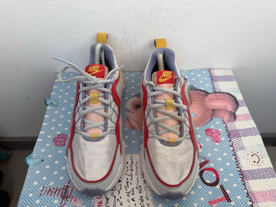 Nike Ryz 365 White Track Red''оригинални маратонки 39 номер