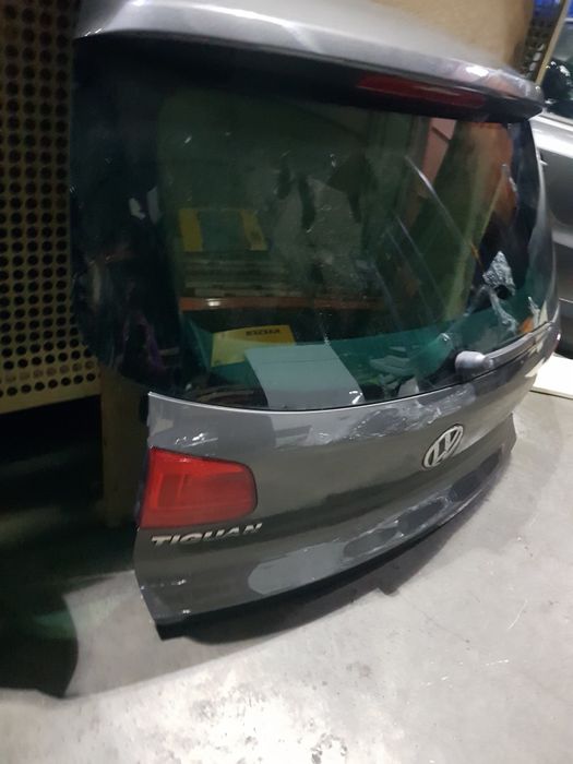 Haion usa capota portbagaj complet  vw tiguan 5n 2012 facelift