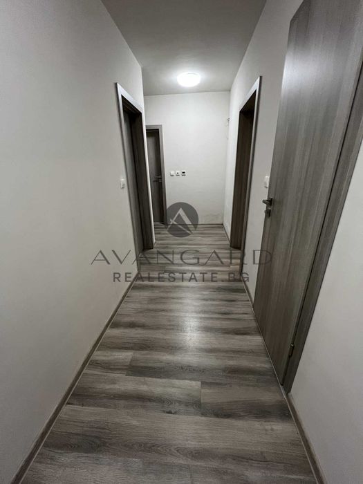 Продава се Тристаен апартамент в Пловдив, Кючук Париж - 112 кв.м за 1715 €/кв.м - Снимка #10