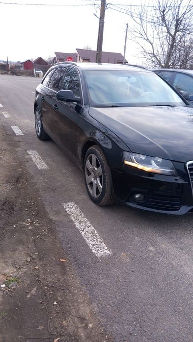 Vând aundi a 4 din 2011