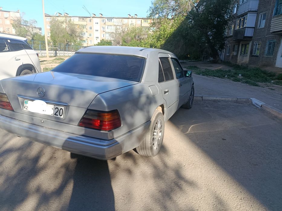 Mercedes Benz w124