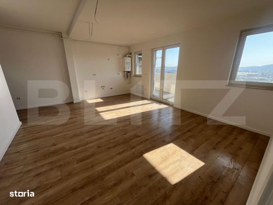 Apartament 3 camere, 2 bai, 2 terase, bloc nou — fotografia 1