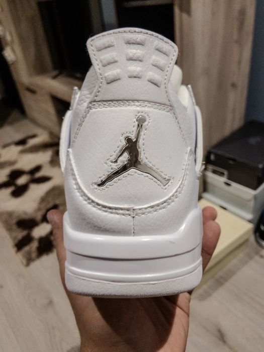 Nike Jordan 4 Metalic Silver