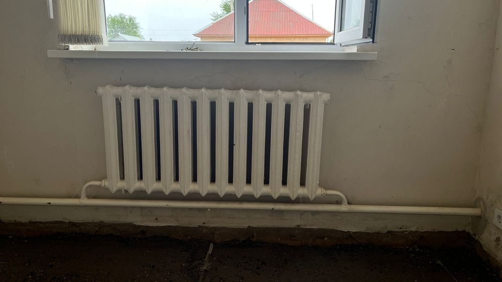 Продам чугунные батареи