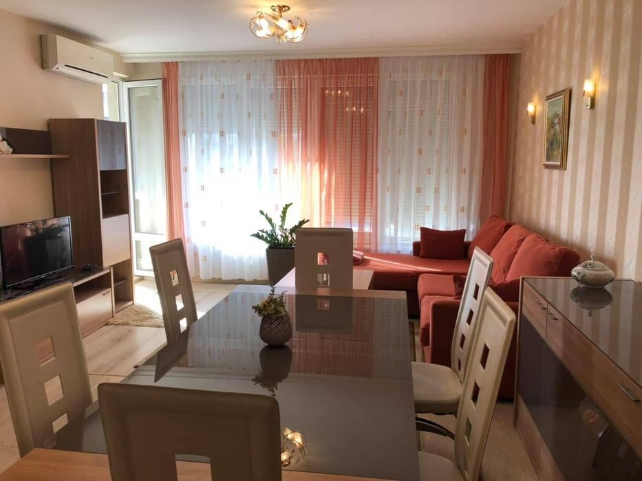 Дава се под наем Двустаен апартамент в София, Младост 1А - 80 кв.м за 715 € - Снимка #2