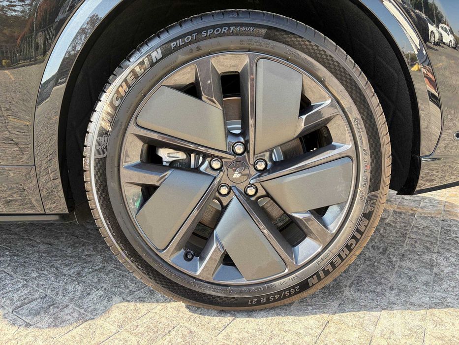 Официальный Li L7 Ultra от дилера SIA MOTORS