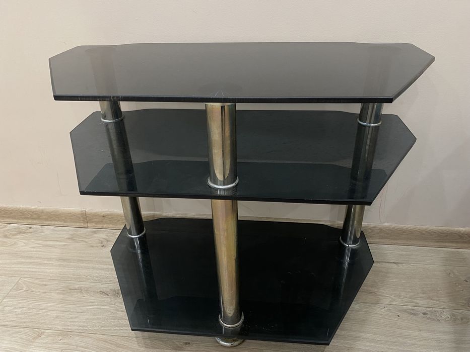 Продаю  стекляный столик