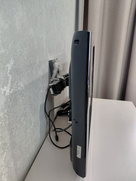 Продам тв. Не смарт