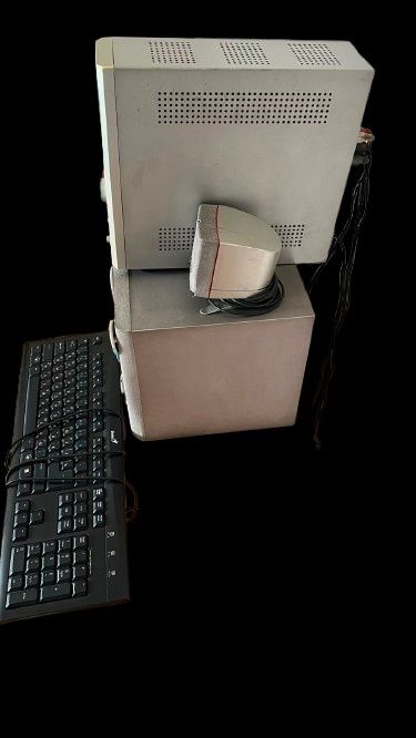 Акустика Microlab + клавиатура Genius, комплект