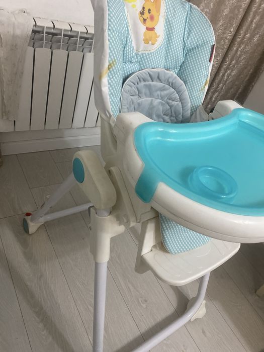 Детский стульчик для кормления за 7000