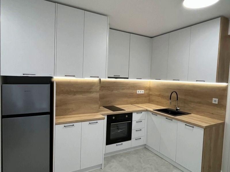 Дава се под наем Тристаен апартамент в София, Редута - 95 кв.м за 830 € - Снимка #2