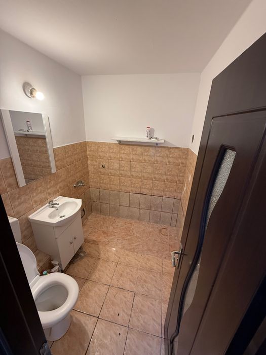 Inchiriere spatiu comercial