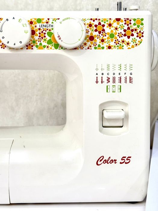 Швейная машина JANOME Color 55
